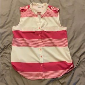 women’s sleeveless shirt